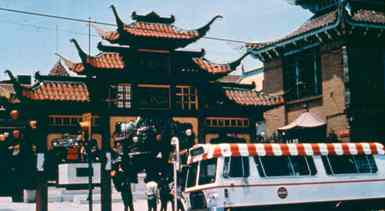 20111013_minibus_chinatown_cropped