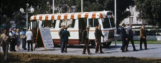 20111013_minibus_launch_cropped