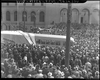 Streetcar unveiling, 1937